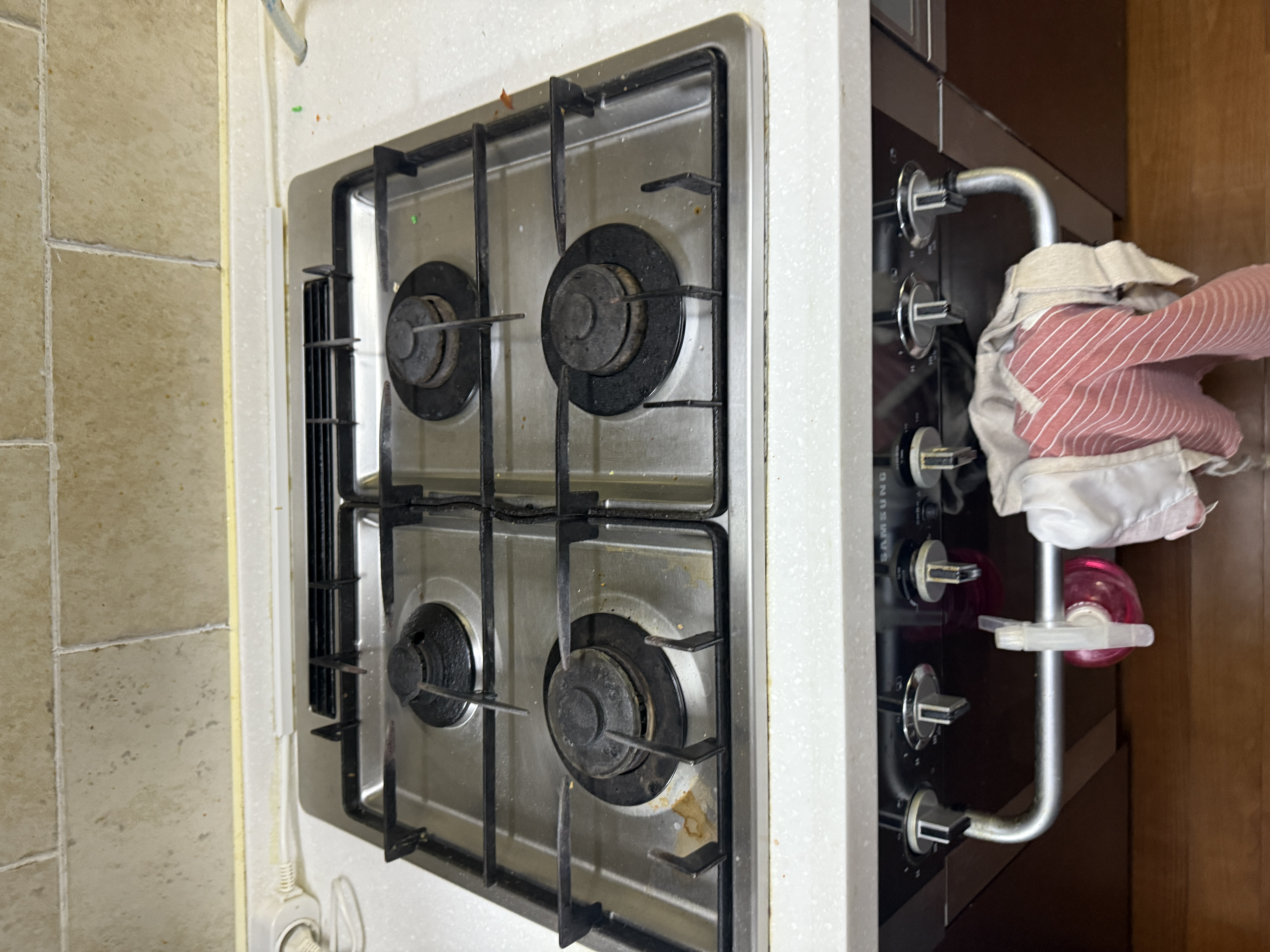 교체 전 - 오래된 가스레인지